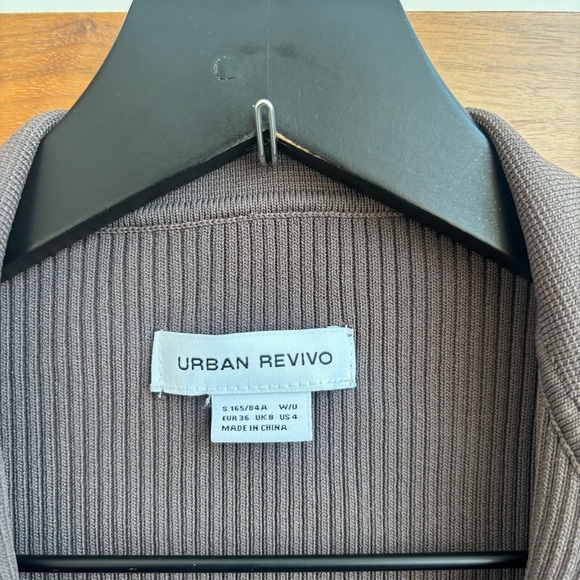 Urban Revivo 2x1 Ribbed Top Cardigan, Size 4 - Picture 4 of 13